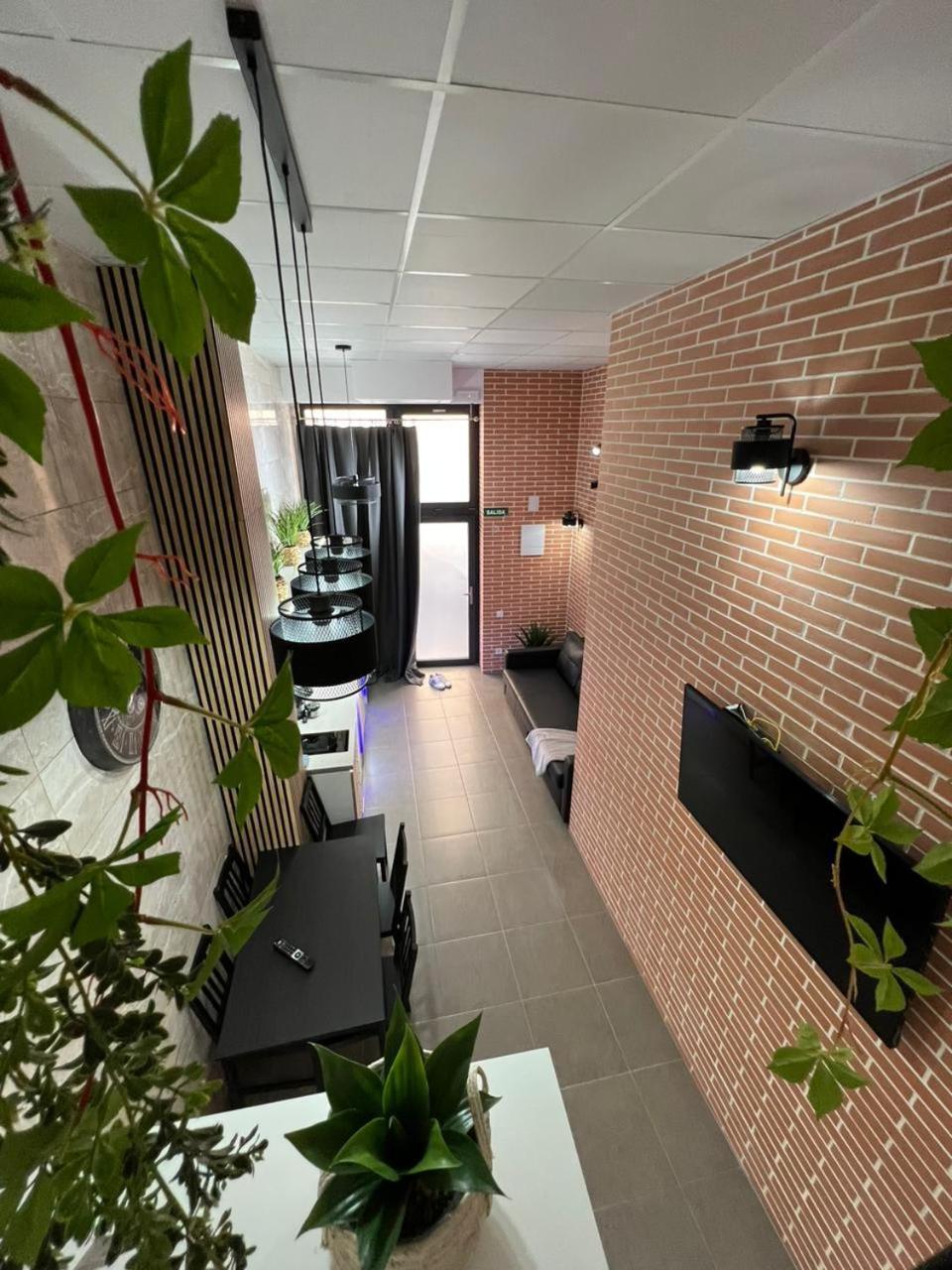 Carcaixent 24 Aparthotel Valencia Bagian luar foto